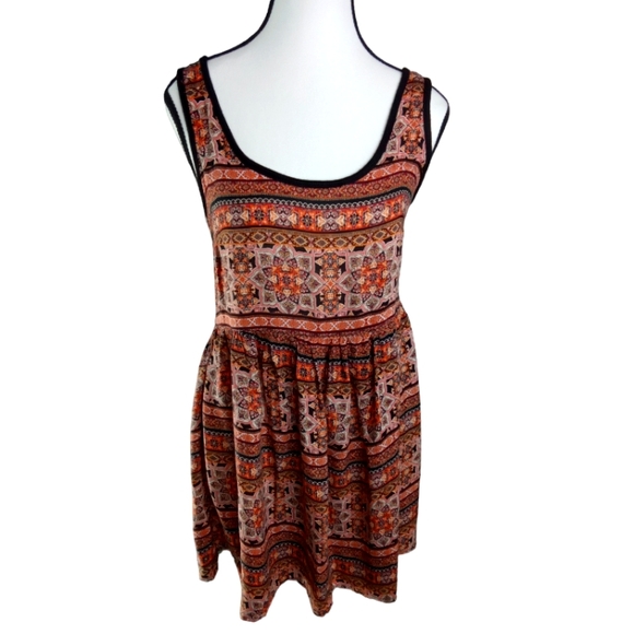 Love By Design Dresses & Skirts - LOVE BY DESIGN XS DRESS GEOMETRIC SHORT LIGHTWEIGHT RAYON